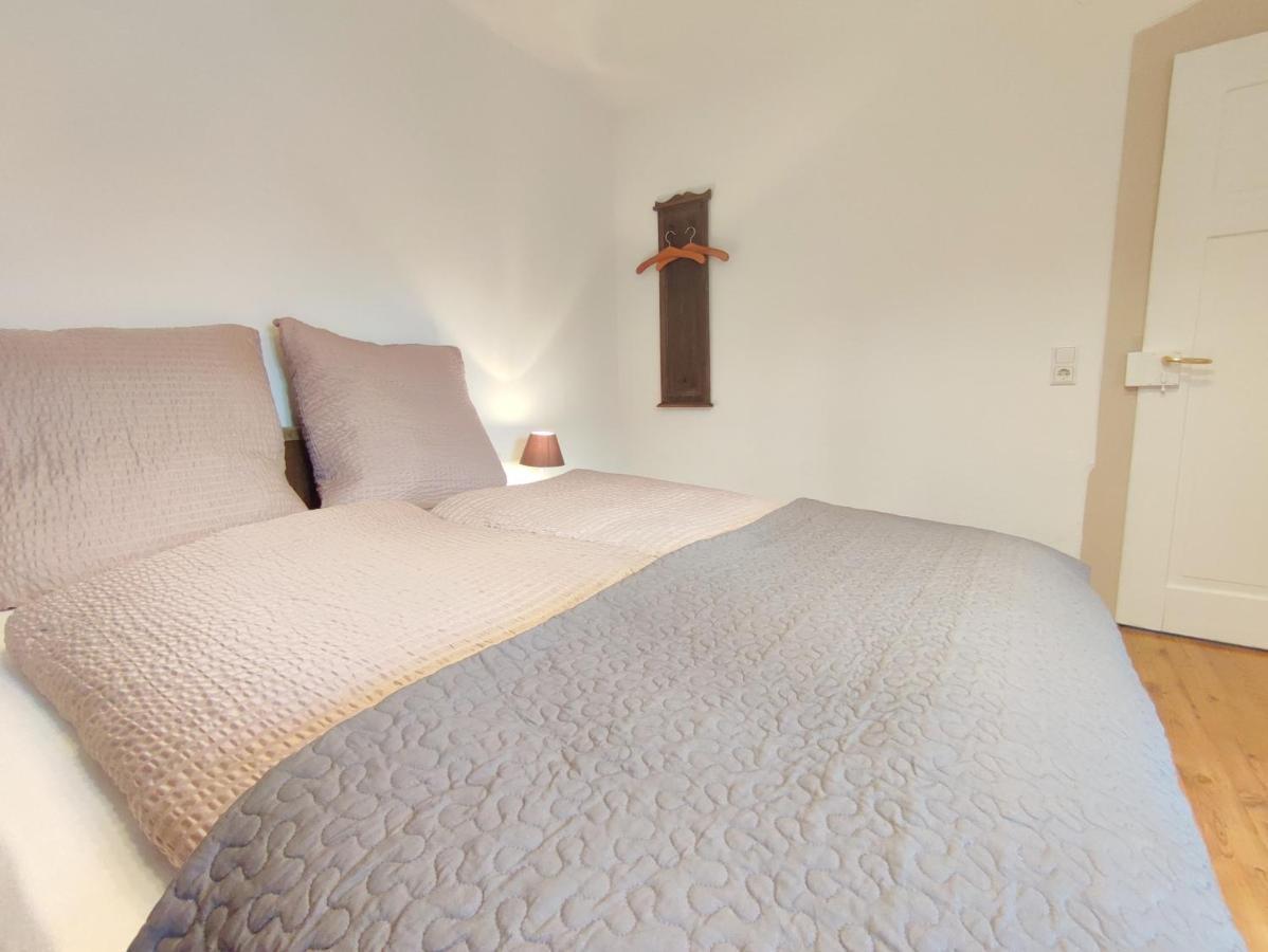 Haus Mediterran - Gemütliches Ferienhaus 130 m² für max. 7 Personen mit Balkon und Garten am Bodensee Radolfzell am Bodensee Exterior foto