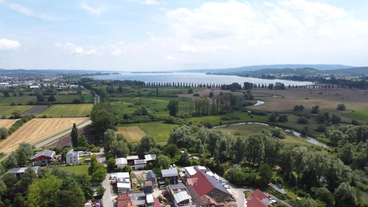 Haus Mediterran - Gemütliches Ferienhaus 130 m² für max. 7 Personen mit Balkon und Garten am Bodensee Radolfzell am Bodensee Exterior foto